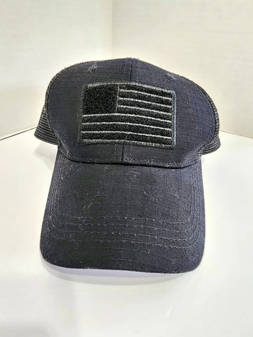 Highland Tactical Black American Flag Mesh Snapback Trucker Hat OSFM
